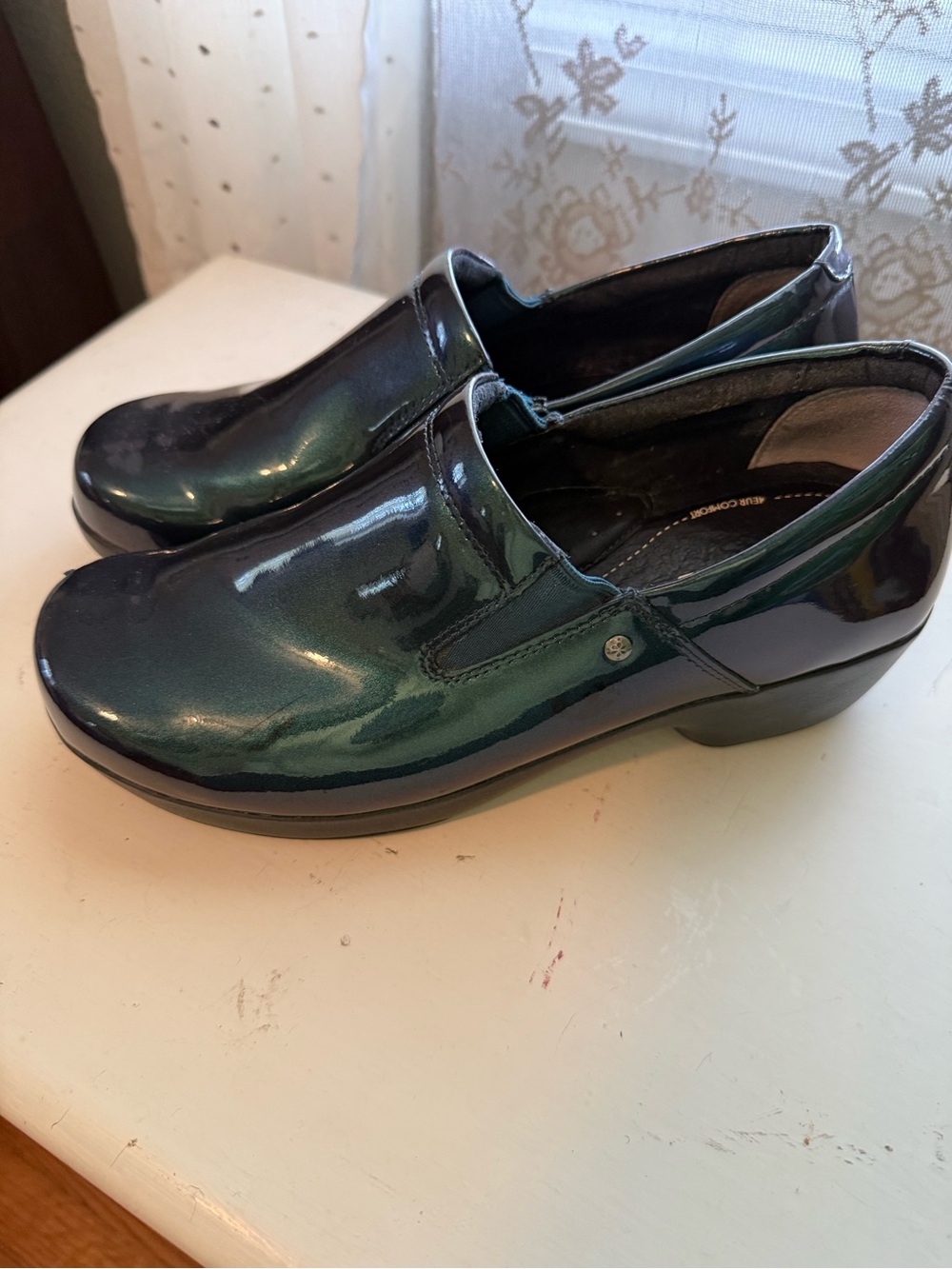4 EurSole Women’s Green Patent Slip-On Clog